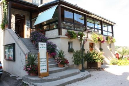 Auberge Des 7 Tours Martel Exterior photo